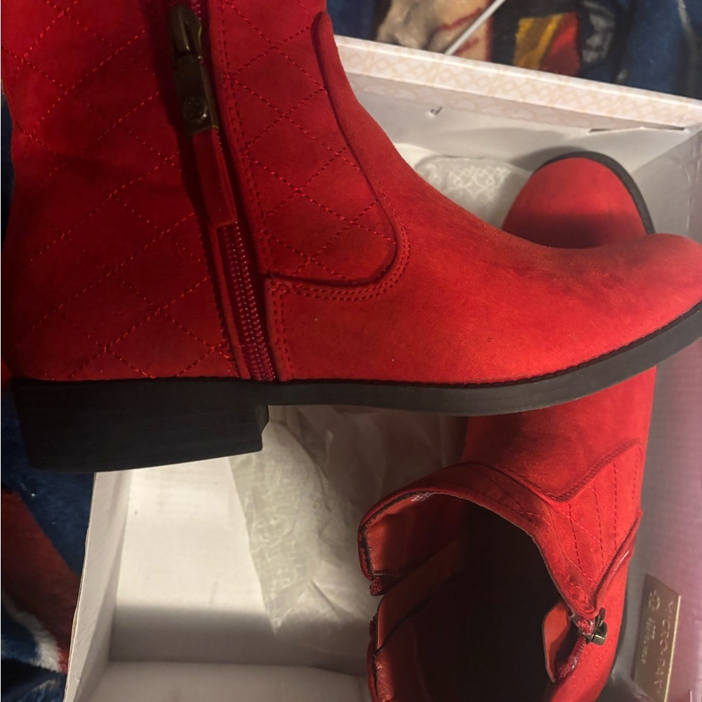 Daisy Fuentes Red Quilted Ankle Boots